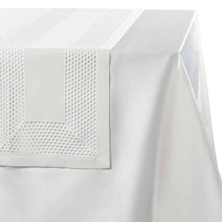 Honeycomb Linen Runner